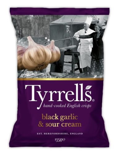 Tyrrell's Black Garlic & Sour Cream Burgonyachips 135g