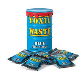 Toxic Waste Hazardously Sour Candy Hordó kék 42g